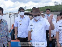 Matangkan Rencana Pengendalian Banjir, Gubernur Susuri Sungai Kurau