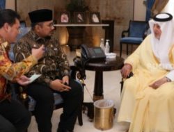 Menteri Agama Sampaikan Keinginan Warga Indonesia Kepada Gubernur Makkah