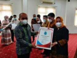 Molen Berikan Piagam Inovasi Kepada 25 Perangkat Daerah di Pemkot Pangkalpinang