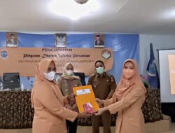 Monica Haprinda Lakukan Pembinaan PKK RT/RW di Kelurahan Pintu Air