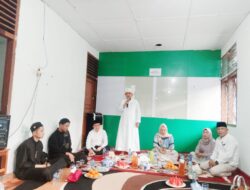 Molen Buka Puasa Bersama di Kampung Halaman Ayahnya