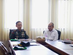 Molen Sambut Kunker Danrem 045/GAYA di Ruang Kerjanya
