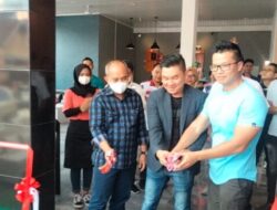 Molen Hadiri Acara Grand Opening Mie Time