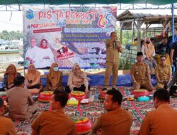 Molen Bersama Monica Haprinda Menikmati Santapan Ikan Bakar dan Lempah Kuning