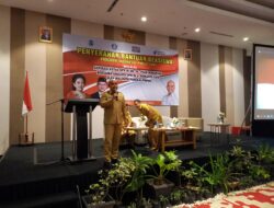 Molen Serahkan Bantuan Beasiswa PIP