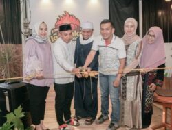 Molen Hadiri Launching Iga Bakar D’Bronk