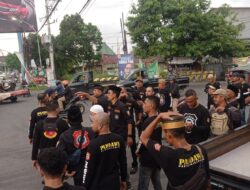 Ramadan Berbagi, Ormas Pandawa Bagi-Bagi Takjil
