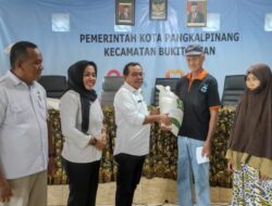 Pemkot Pangkalpinang Salurkan 13,47 Ton Bantuan Beras Cadangan Pangan Kepada Masyarakat