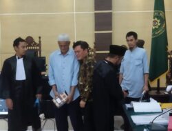 Bong Ming Ming Menangis Lihat Bawahan Tersandung Kasus Lahan Transmigrasi