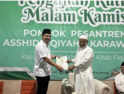 BPN Karawang Serahkan 10 Sertipikat Wakaf Ponpes Ashidiqqiyah