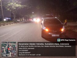 Miris!! Aspal di Jalur Perlintasan Kereta Api 07 Helvetia Berlubang, Mesin Mobil Warga Pecah Berbenturan Dengan Besi