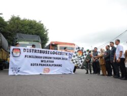 Pj Walikota Pantau Distribusi Logistik Pemilu 2024