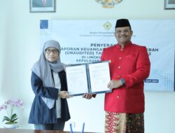 Pj Gubernur Safrizal Serahkan LKPD Unaudited ke BPK