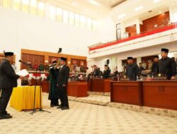 Darwis Jabat Anggota DPRD Provinsi Babel, Gantikan Almarhum Jawarno