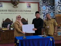 Perda Retribusi Wisata Pasir Padi Dan Izin Penjualan Miras Resmi Dicabut
