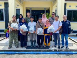 PT Timah Bagikan 1.500 Paket Sembako untuk Warga Bangka Jelang Lebaran