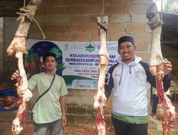 Arinda Unigraha Terapkan Program Qurban Ramah Lingkungan di Masjid Kayu Al-Bina Bangka