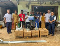 Empat Nelayan Burong Mandi Dapat Bantuan Mesin Ketinting dari PT Timah