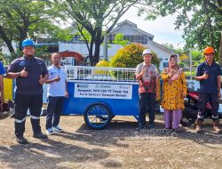 Tingkatkan Layanan Pengumpulan Sampah, PT TIMAH Serahkan Motor untuk Bank Sampah Basayan Berseri