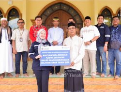 Ramadan, PT Timah Bantu Renovasi Masjid Agung Darussalam Manggar