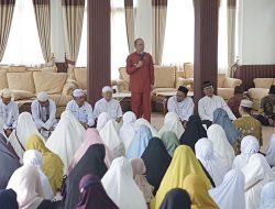 Pemkab Bangka Tengah Lepas 153 CJH, Bupati Algafry: Jaga Kekompakan dan Kesehatan