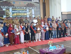 PT TIMAH Perkuat Dukungan Pendidikan, Pelepasan Siswa SMAN 1 Mentok Berlangsung Khidmat dan Meriah