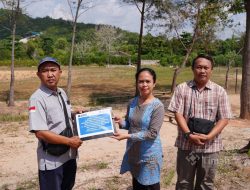 PT TIMAH Bantu Rampungkan Panggung Literasi SMPN 2 Pangkalan Baru, Dukung Kreativitas Siswa