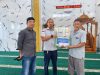PT TIMAH Bantu Masjid Baiturrahman di Jebus, Salurkan Tiga Unit AC untuk Kenyamanan Jamaah