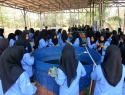Belajar Olah Lahan Bekas Tambang, Siswa SMK IT Jamalullail Eksplorasi Kampoeng Reklamasi Air Jangkang PT TIMAH    