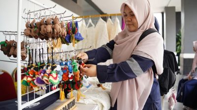 Bazar PT TIMAH Dongkrak Penjualan UMKM, Produk Lokal Ludes Diburu Pembeli