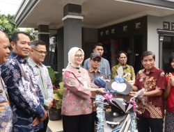 Rajin Bayar PBB dan Pajak Kendaraan, Warga Pangkalpinang Bawa Pulang Hadiah Motor